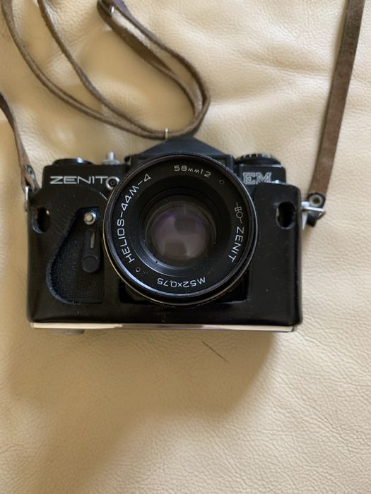 Фотоаппрат зенит ЕМ