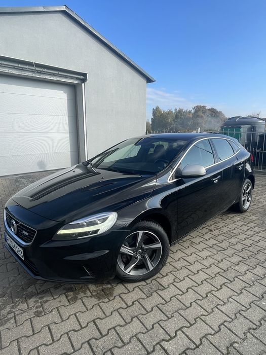Volvo V40 R-design 2.0 D3 150 KM 2018 r.super stan !