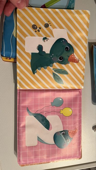 Дитячі іграшки для ванни