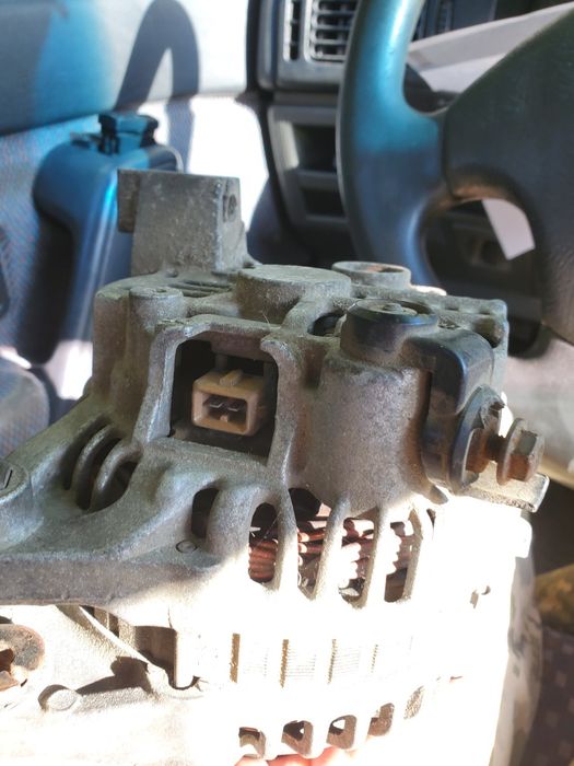 Генератор 70А ford focus fiesta fusion