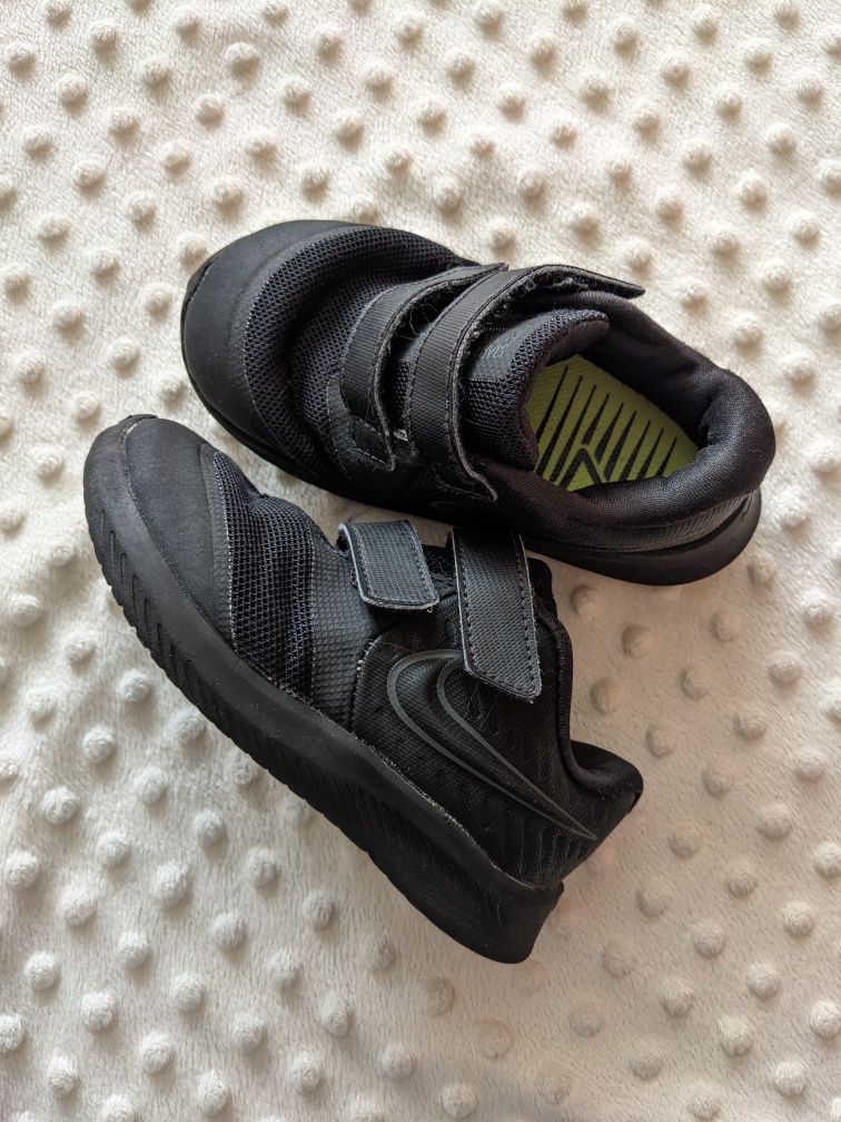 Кроссовки nike детские