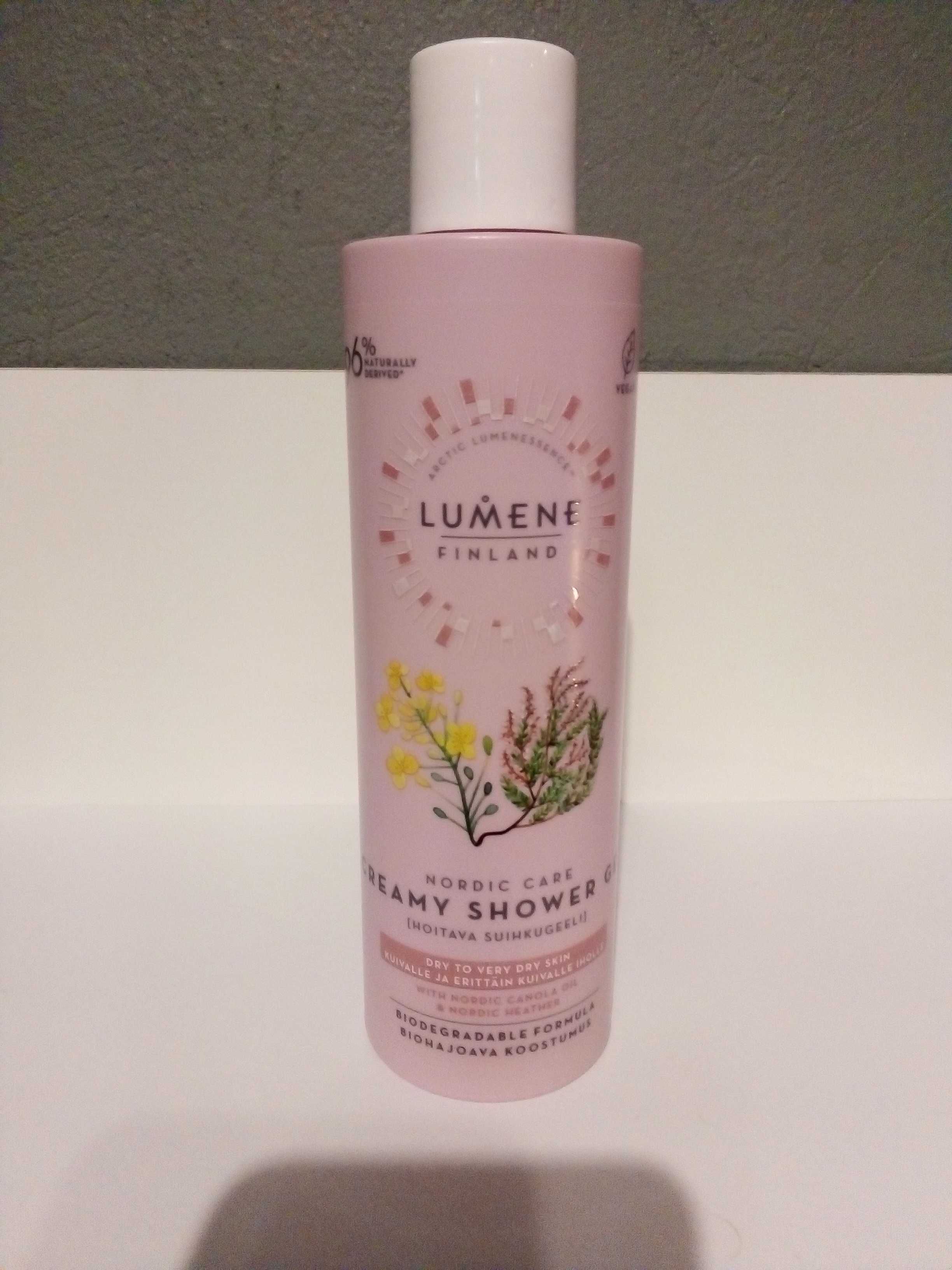 LUMENE
Nordic Care Creamy Shower Gel 250 ml