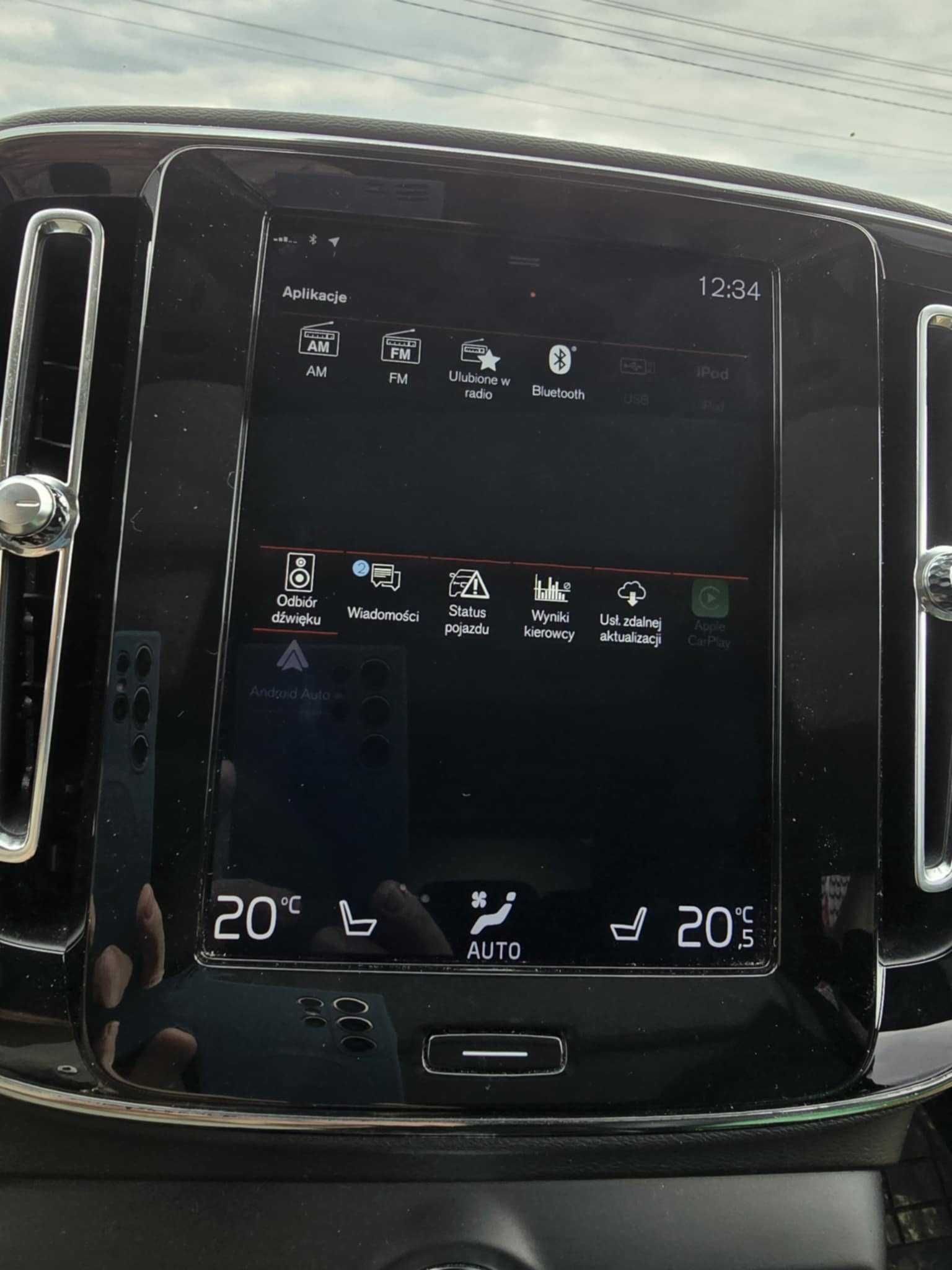 Volvo XC40 CEGLANA CZERWIEŃ zadbany BOGATO wyposażony