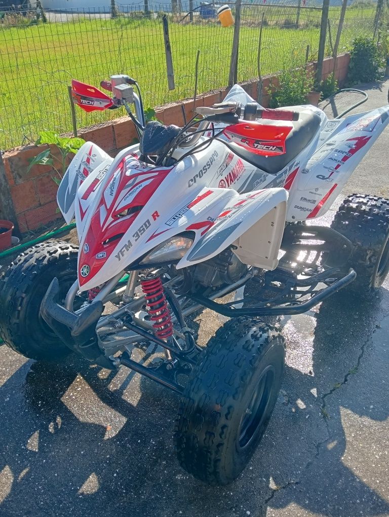 Moto Yamaha 350 raptor