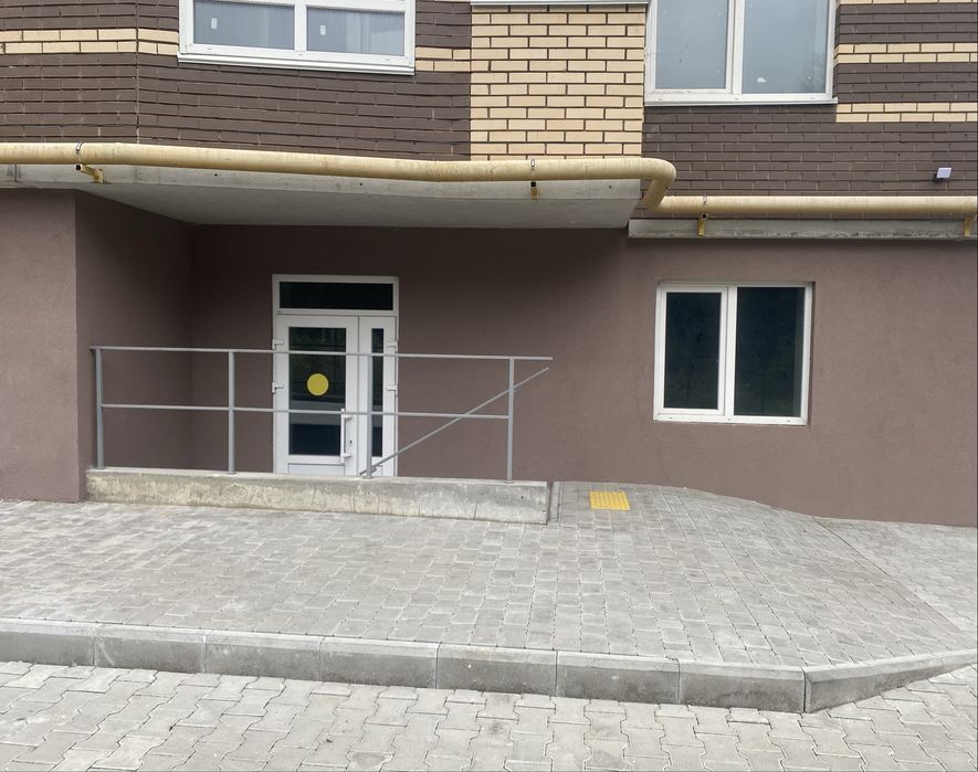 Оренда продаж комерційного приміщення