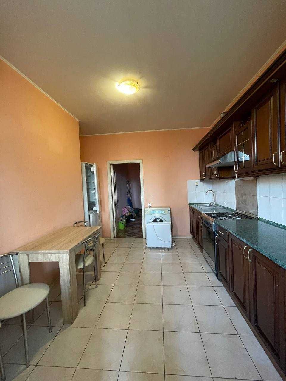 Продам 3 к квартиру 93 кв.м. на Титова/Строителей/Суворова/Аполло/Поля