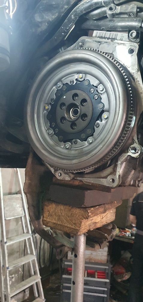 Продам маховик dsg6