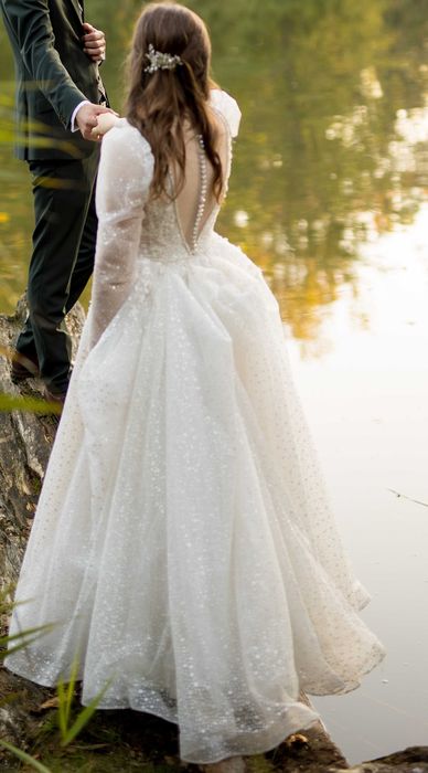 Przepiękna bogato zdobiona suknia ślubna Lanesta Tony