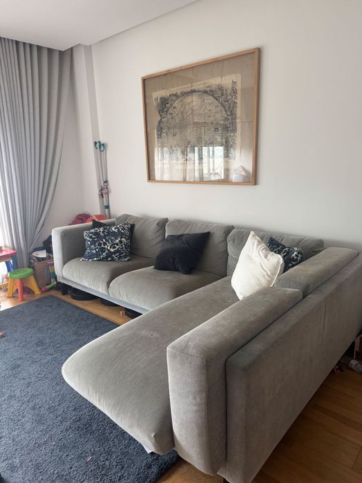 Vendo Sofá com chaise à esquerda IKEA