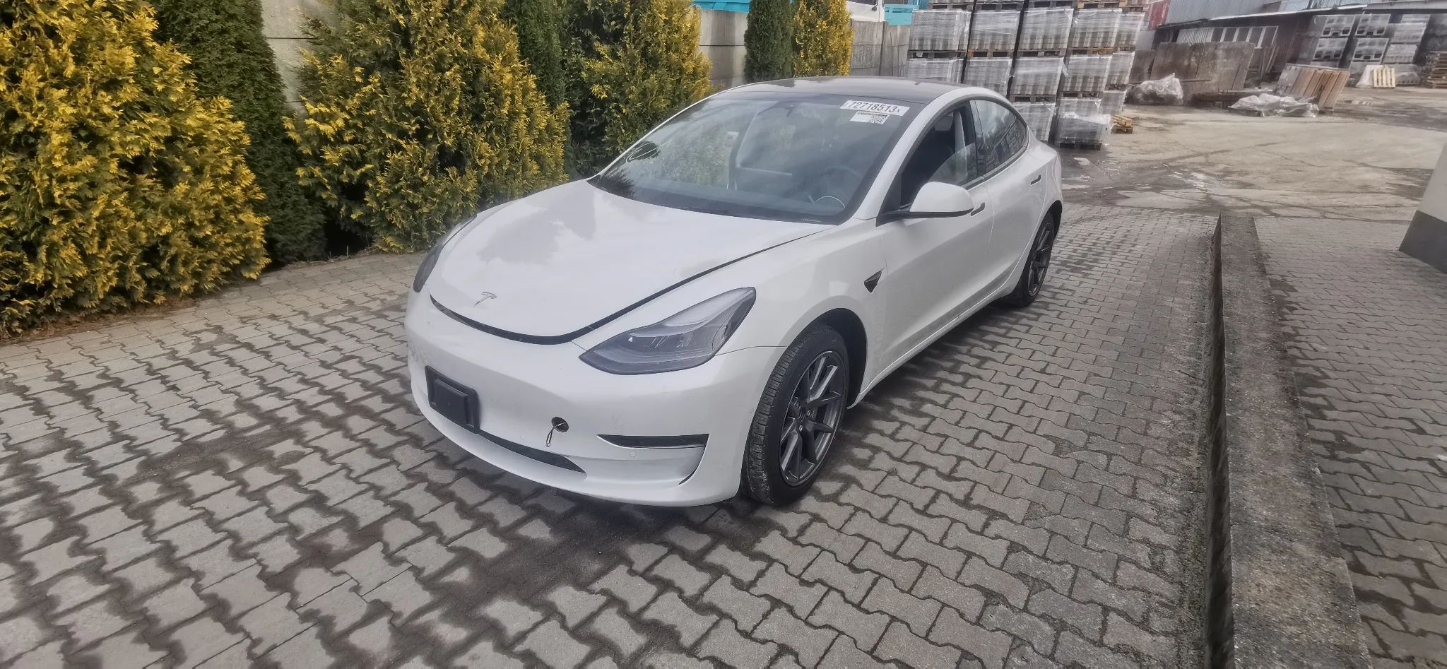 Tesla Model 3 2022