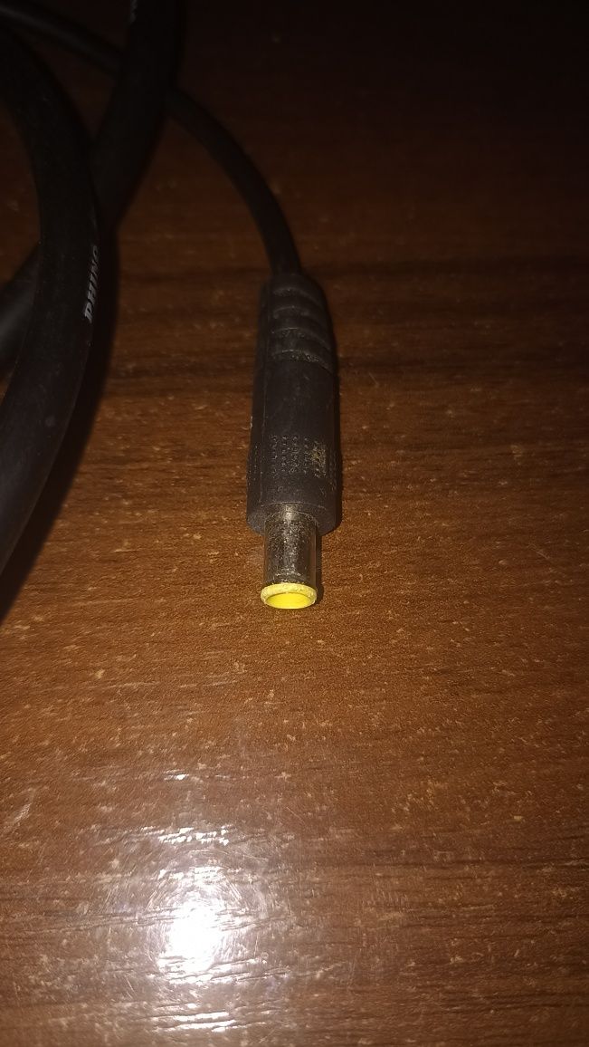 Продам Блок питания монитора LG DSA-0421S-12
