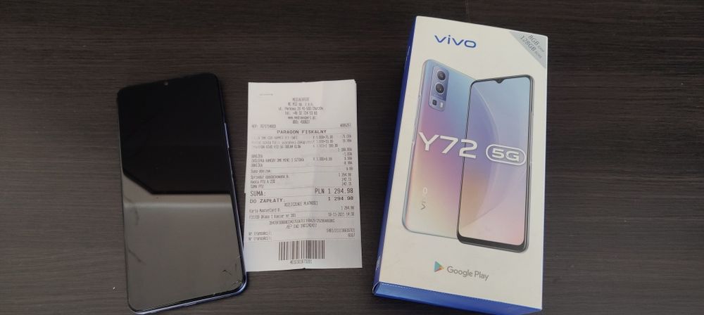 Telefon VIVO Y72 5G 8GB RAM 128GB ROM + 8etui