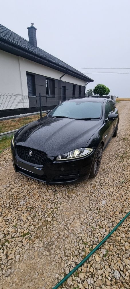 Jaguar xf S portfolio 3.0v6 275 ANGLIK