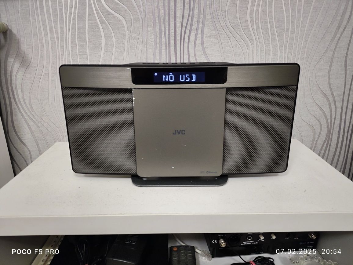 JVC RD-D227B бездротова Hi-Fi система Bluetooth,FM,DAB,USB
