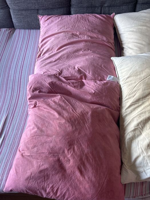 Koldra puchowa i dwie poduszki puchowe