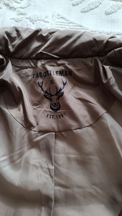 Casaco acolchoado beje da Throttleman