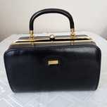 Suzy Smith elegancki czarny kuferek