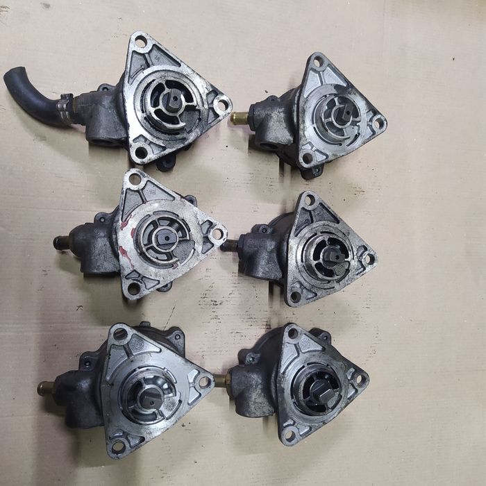 Вакуумний насос Fiat Doblo Brava Bravo Punto Stilo Idea 1.9 2.4 DIESEL