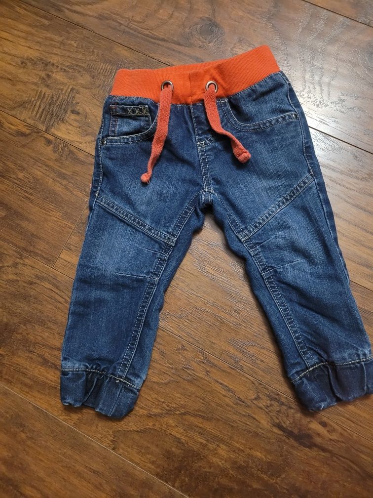 Spodnie jeans 86