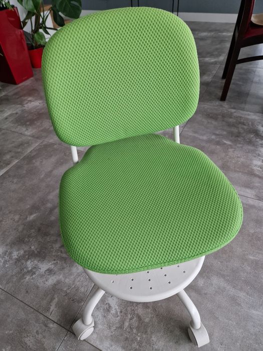 Ikea Vimund krzesełko dla dzieci do 140cm