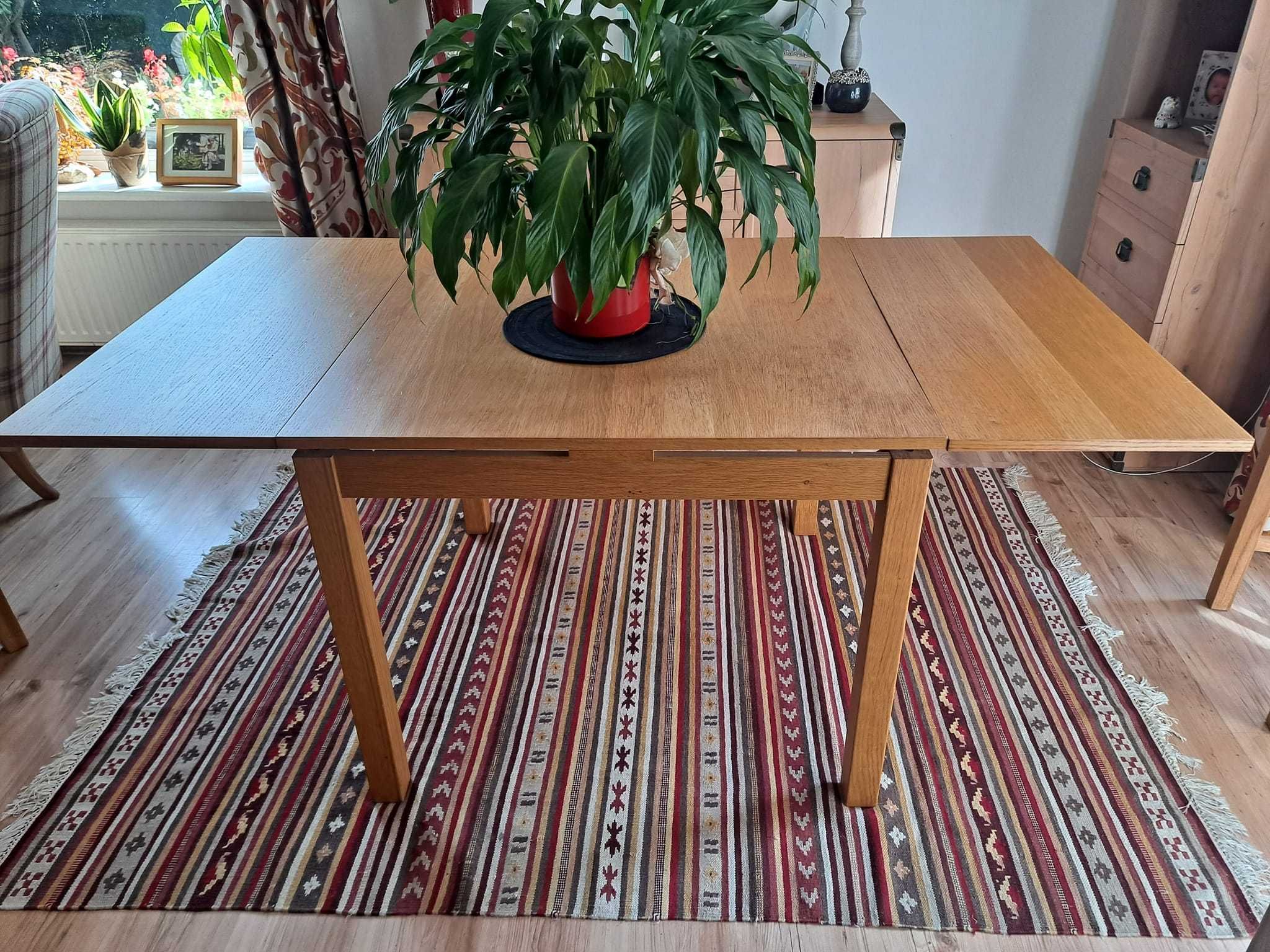 Stół IKEA dla 6-8 osób, stan bdb,odbiór osobisty. 91cmx168cmx80cm.