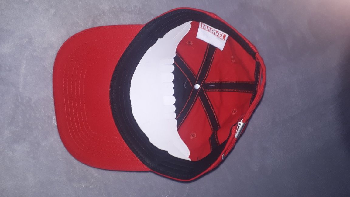 Czapka z daszkiem Deadpool