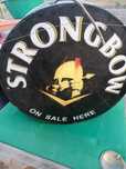 Sinais luminoso da Strongbow