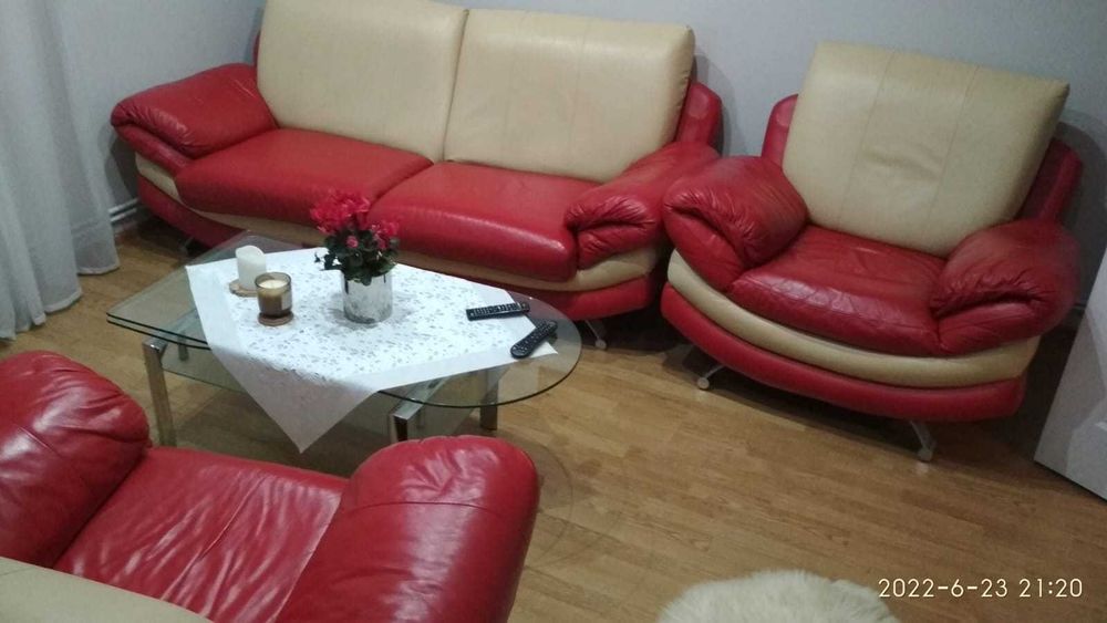 Komplet wypoczynkowy (sofa rozkładana z funkcją spania + 2 fotele)