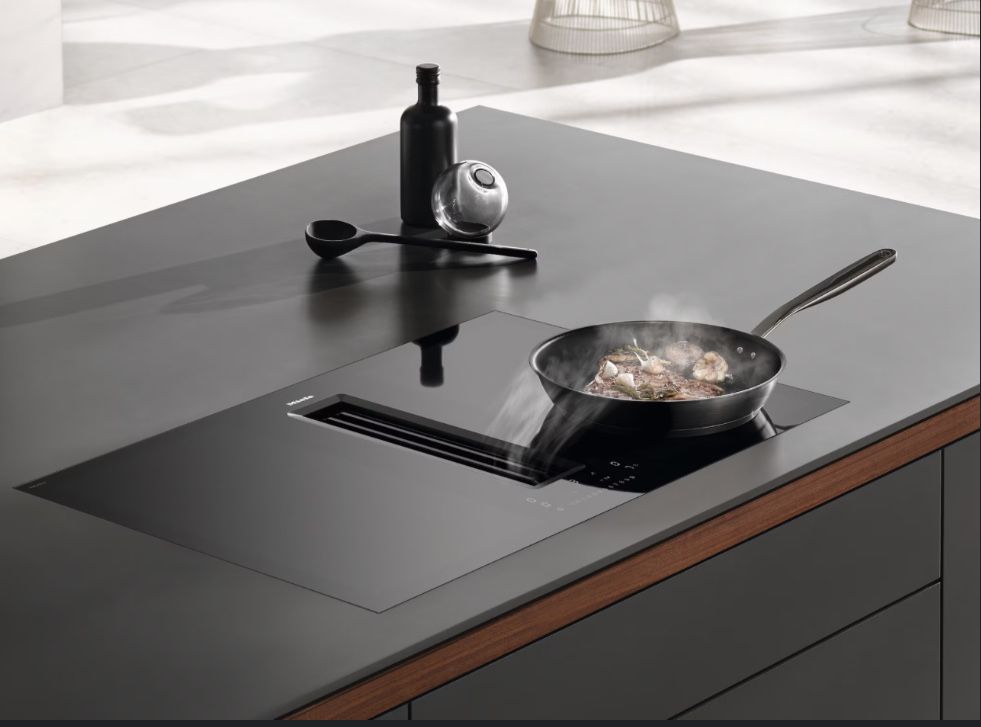 Індукційна панель з витяжкою Miele KMDA 7876 FL-A ( матова поверхня)