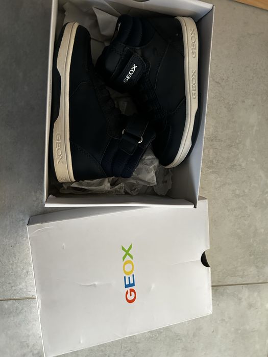 Buty chłopięce 28 rozmiar Geox