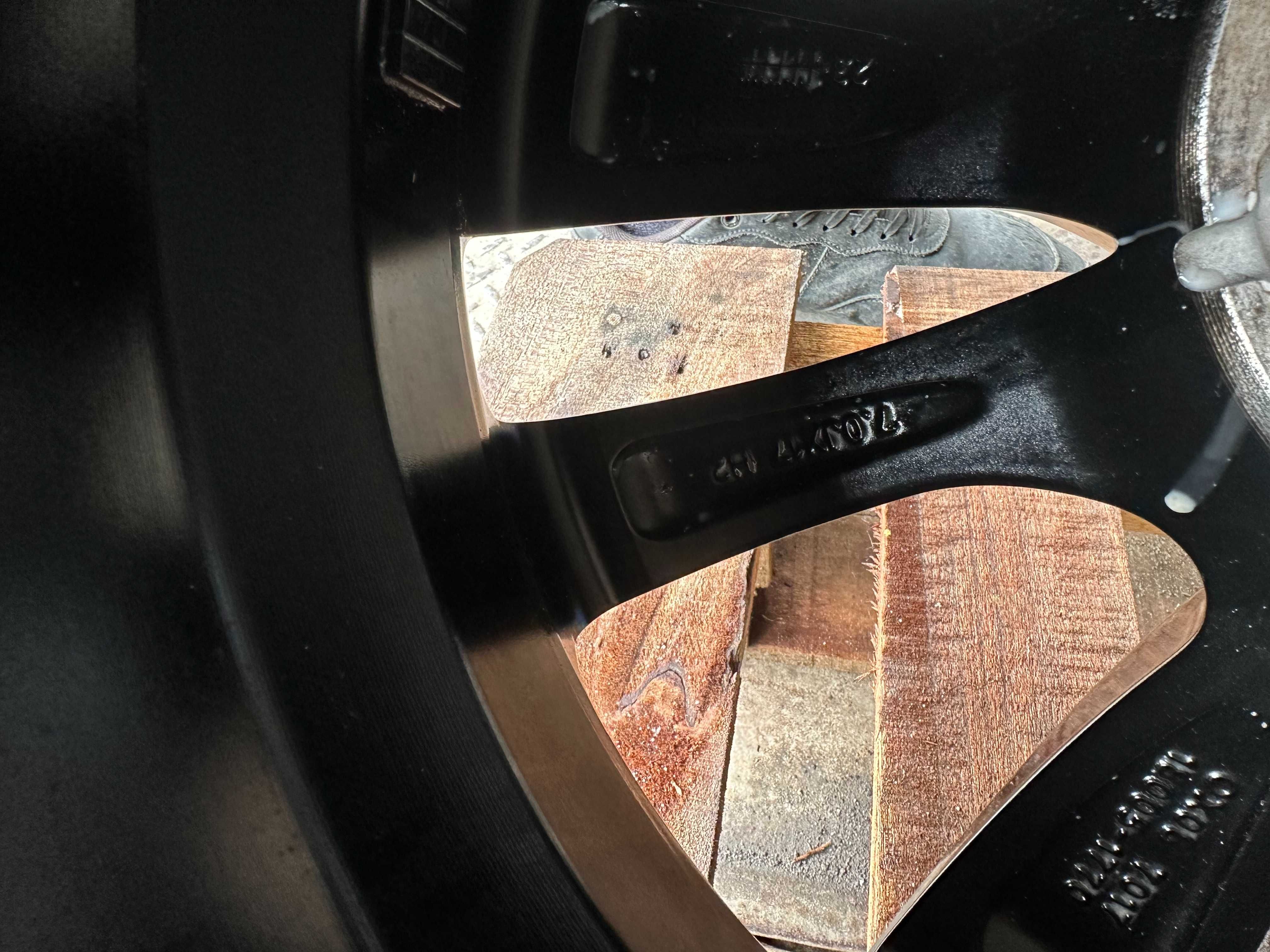 5x114,3 7j x 17" et50 KIA komplet alufelgi z czujnikami