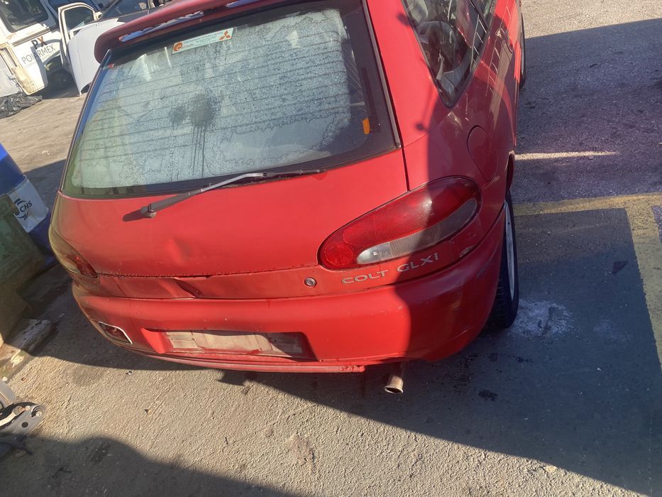 Mitsubishi colt ( peças)