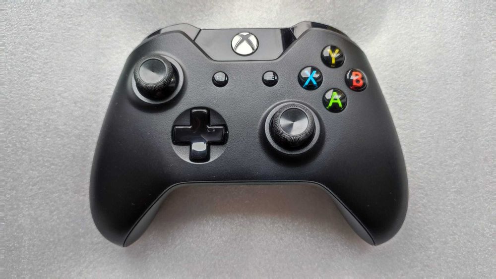 Pad Bezprzewodowy Xbox One Series S X Czarny IDEAŁ Microsoft