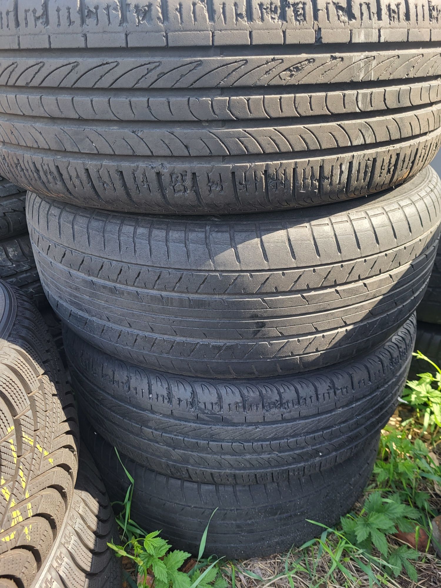 Колеса 215/55 r17 Roadstone 5/114.3