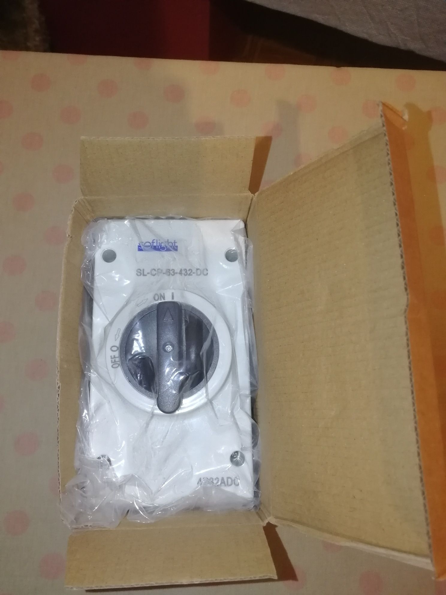 Interruptor secionador fotovoltaico 4P 1000V DC 32A