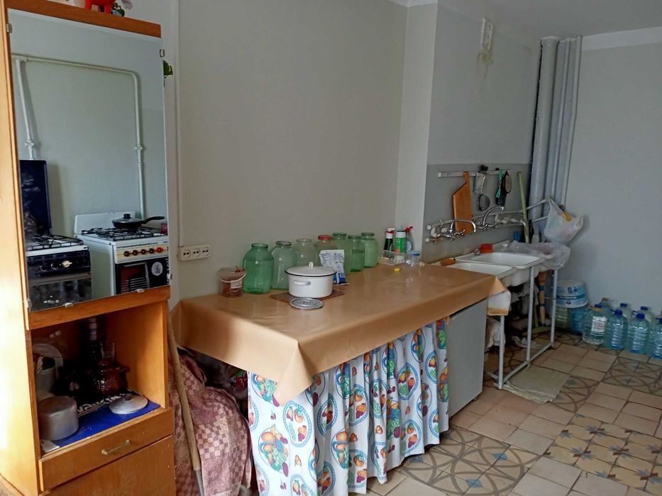 G2 Продам Гостинка в гарному стані, р-н Східний