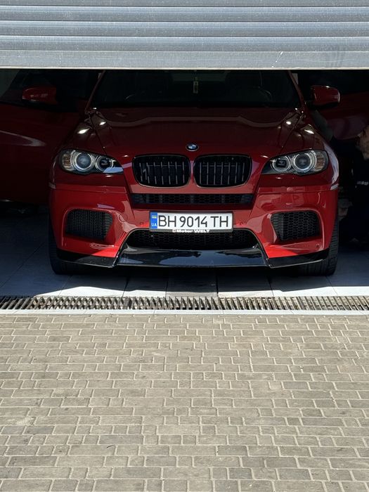 BMW X6M e71.