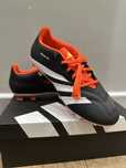Korki piłkarskie Adidas Predator nowe z metką 39,5 wkladka 24 cm