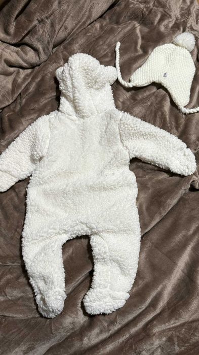 Kombinezon niemowlęcy