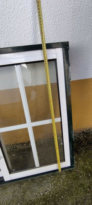 Janelas em alumínio com vidro duplo