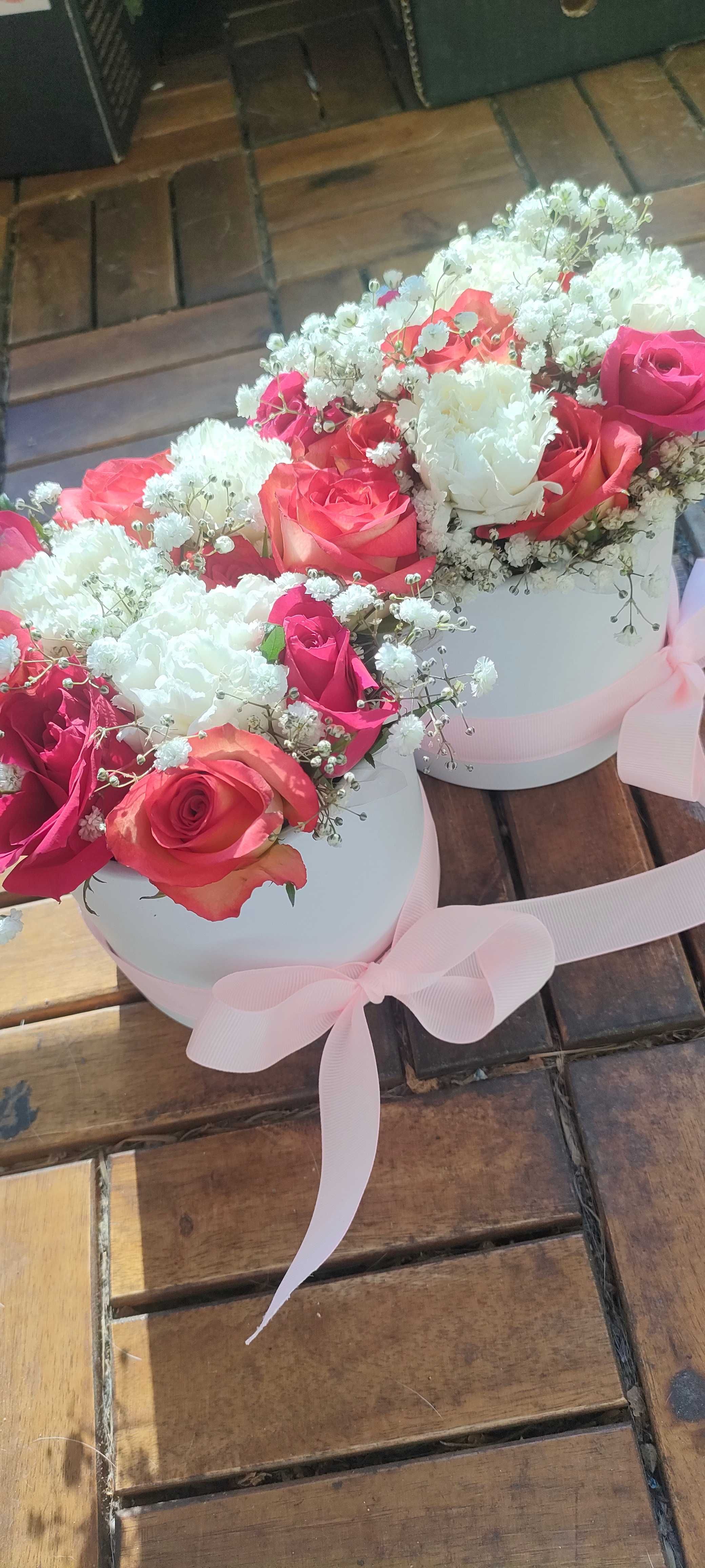 Bukiety okolicznościowe ślubne na urodziny na prezent flower box