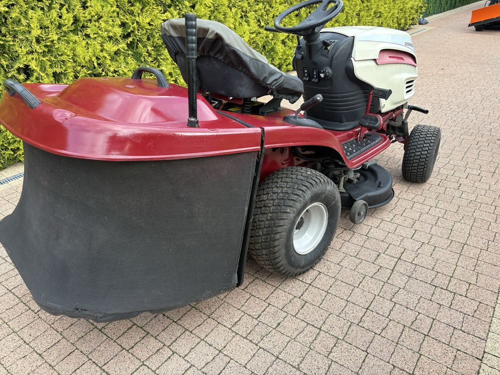 Traktorek z koszem Gudbrod silnik B&S 15,5 hp automat,tompomat,hak