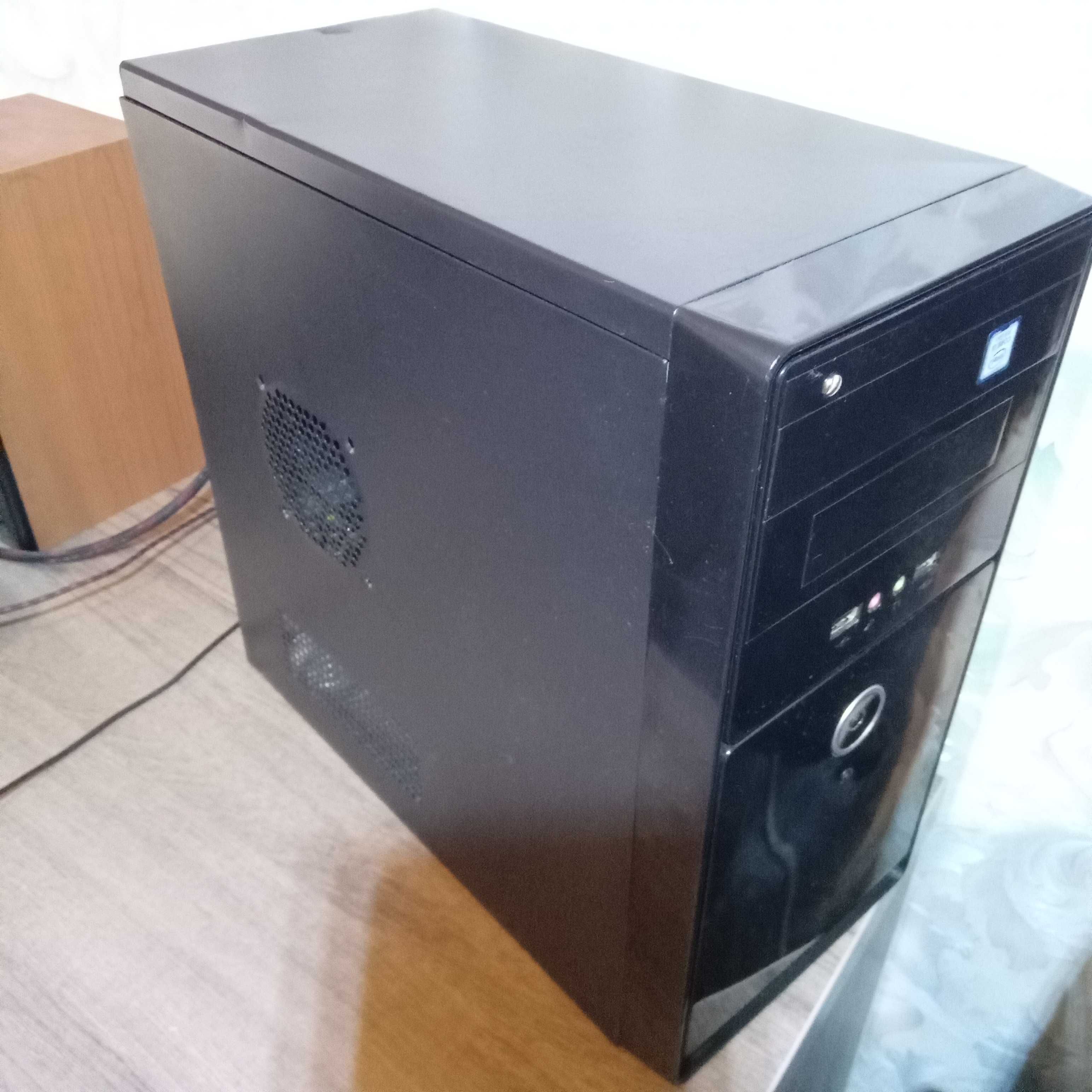 Компьютер i7 6700 ,rx 580 8gb