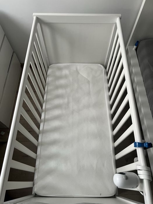 Łóżeczko sundvik z materacem i ochraniaczami