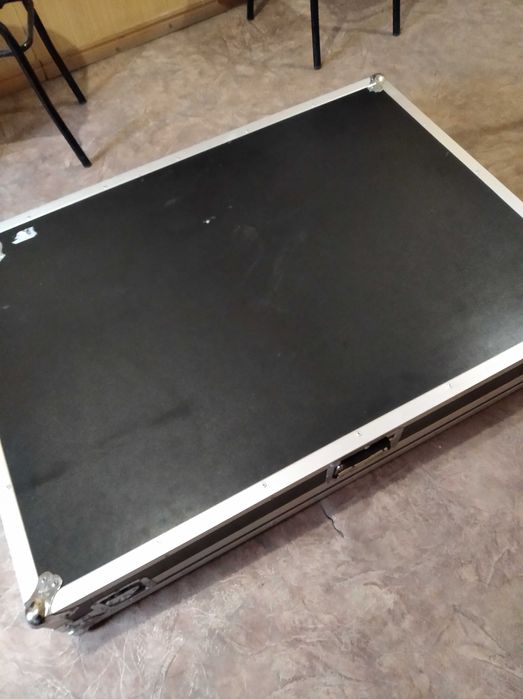 мікшерний пульт MACKIE 32-8