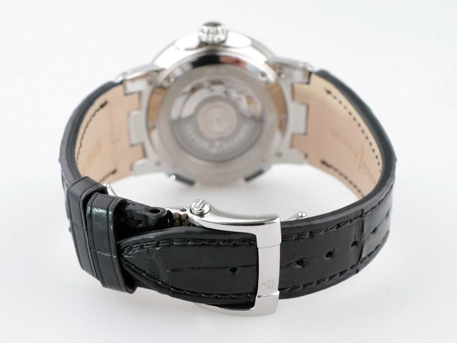 Ulysse Nardin Executive Dual Time Black
