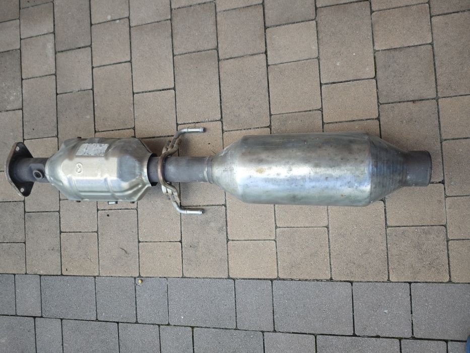 Каталізатор/ глушник Mazda6