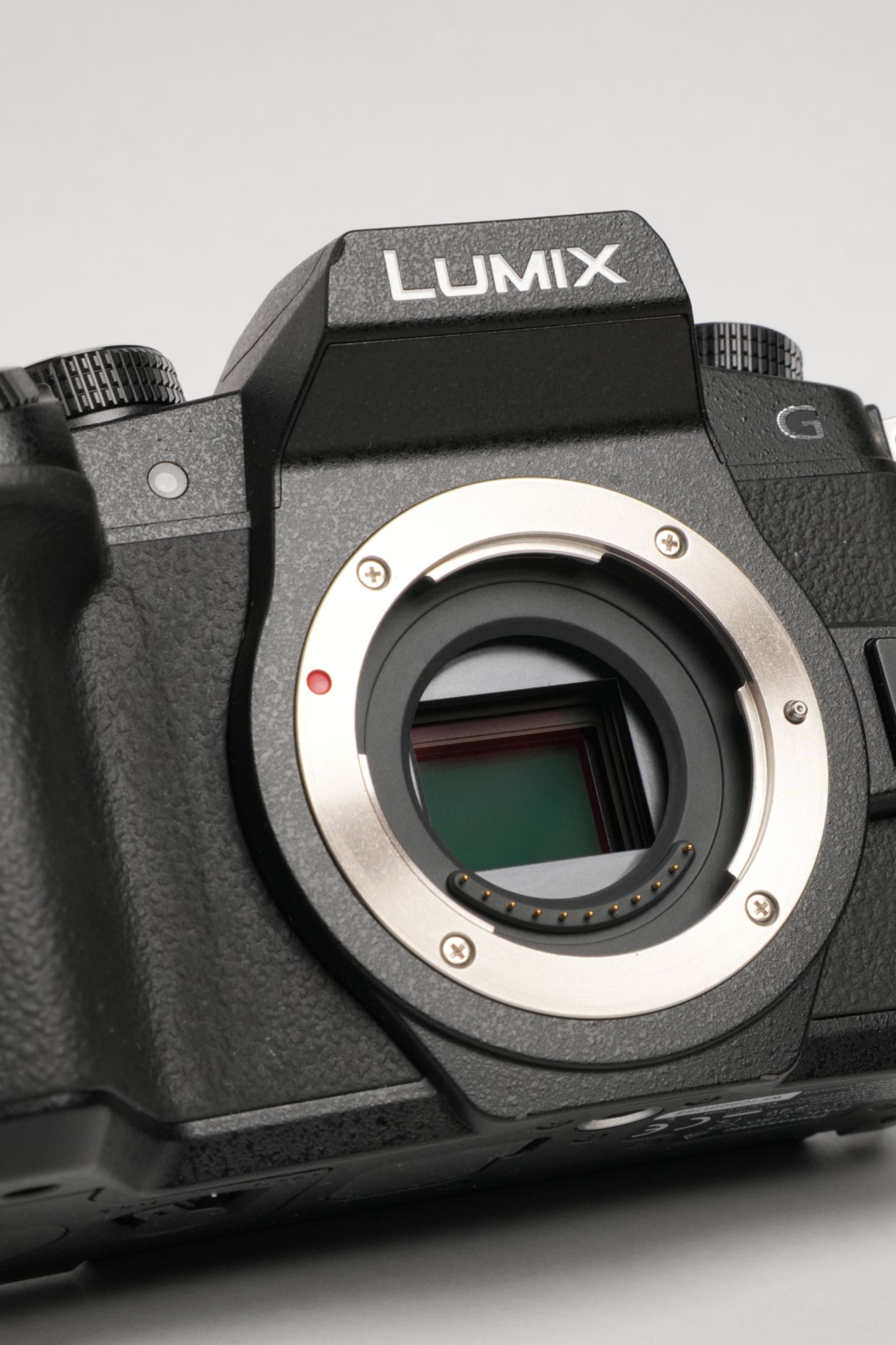 Lumix DMC-G80M + 12-60mm 3.5-5.6 Zestaw
