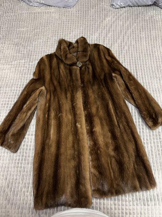 Норкова шуба довга