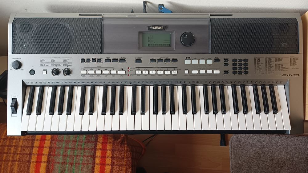 Keyboard Yamaha PSR E 443